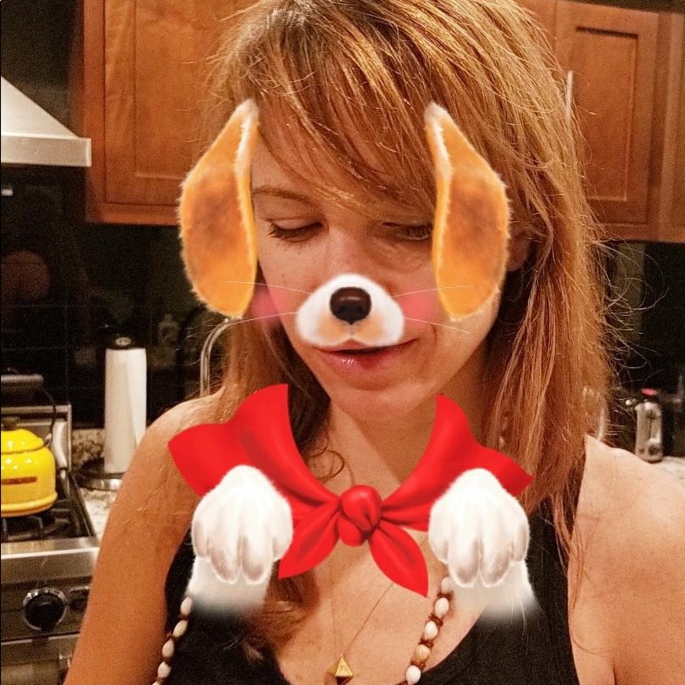 Meet your Posher, Elizabeth